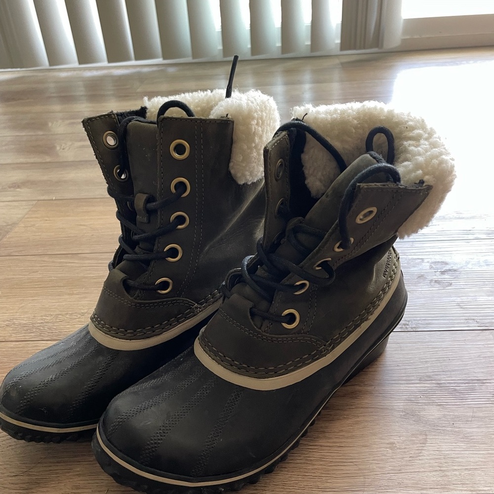SOREL Snow boots